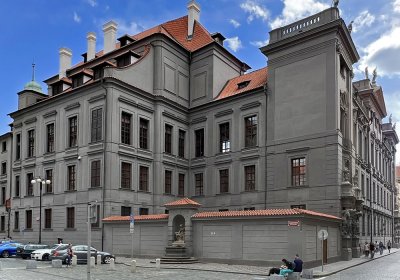 Clam-Gallasův palác