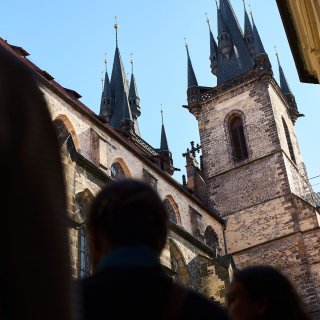 Praha umlčená, Praha zvonící